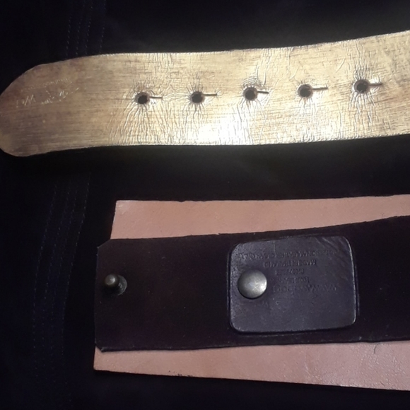 Designer Leather Belt - Picture 4 of 4